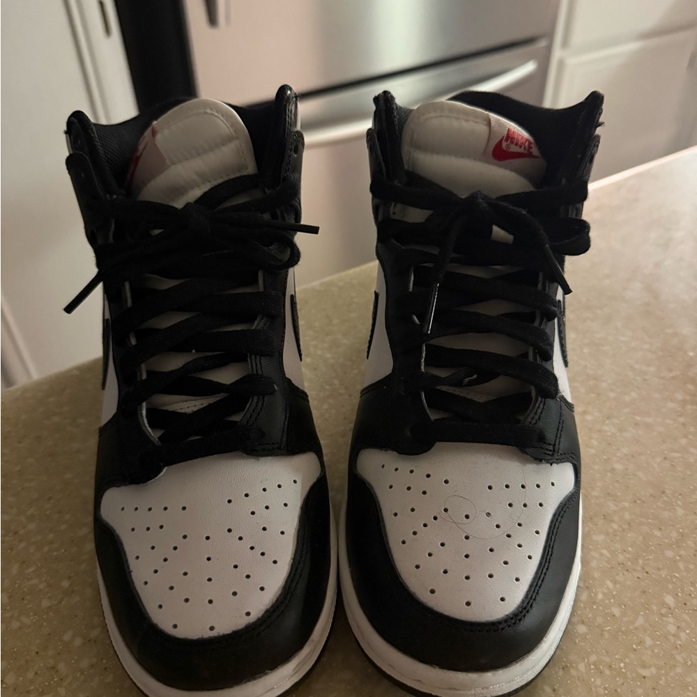Nike Dunk High Panda - Picture 2 of 4